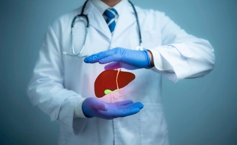 脂肪肝（NAFLD/NASH）の完全ガイド：非肥満でも要注意な原因と改善法