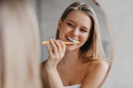 正しい歯磨きの方法 | 虫歯予防、歯の摩耗防止、歯茎の健康を守る