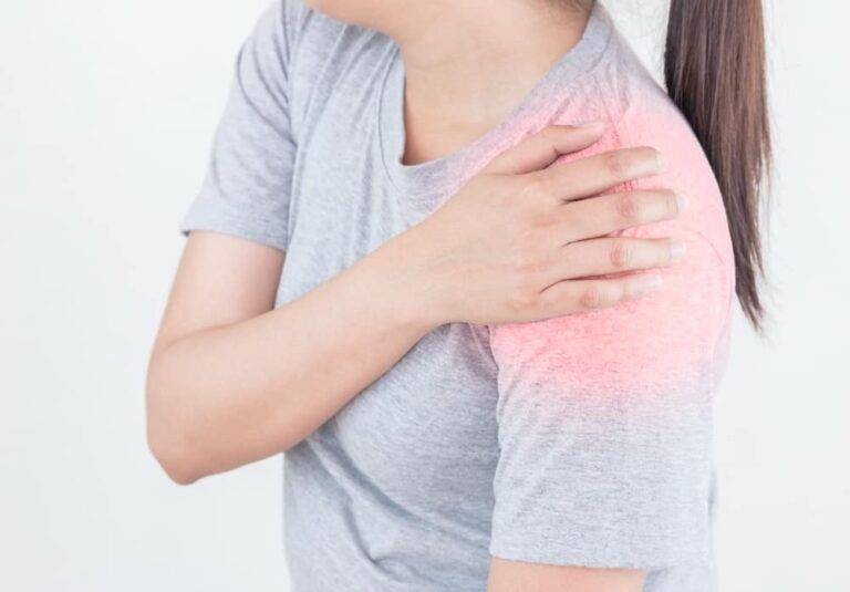 肩関節脱臼の治し方：自宅で絶対にしてはいけないこと、安全な応急手当とリハビリ完全ガイド