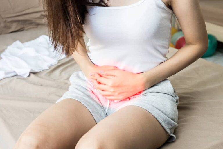 膀胱炎の危険性のすべて：合併症、リスク要因、最新の予防・治療戦略を徹底解説