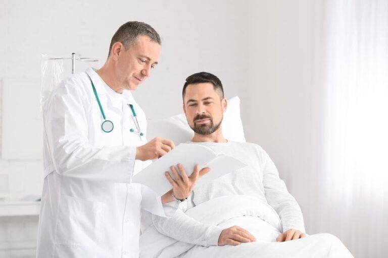 大腸がんステージ1の生存率は90%超。最新ガイドラインによる治療法と再発させない生活習慣のすべて