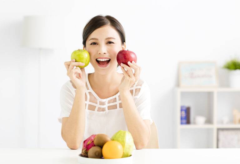 妊娠初期に食べるべき果物：専門家が解説する栄養豊富なトップ5と安全のための完全ガイド