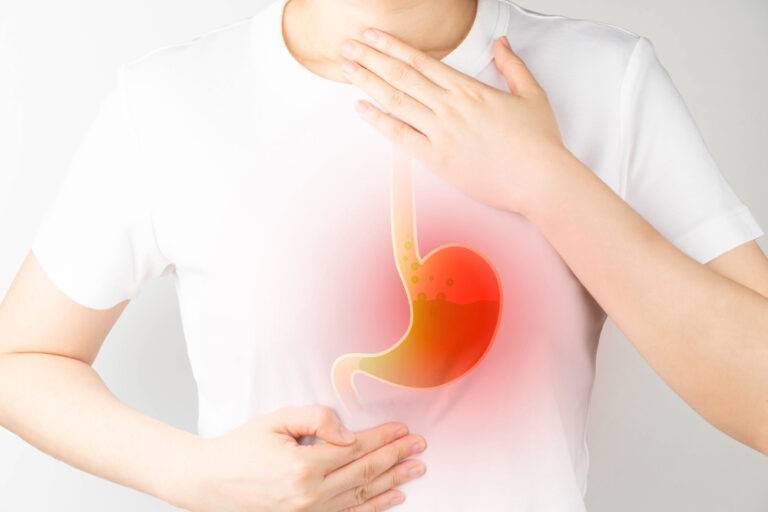 食後の不快感と腹部膨満感の徹底解説：原因から10の実践的解消法まで