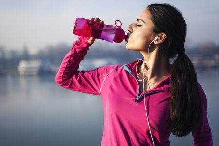 専門家が解説！肺に優しい飲み物15選と効果｜科学的根拠に基づく健康サポート