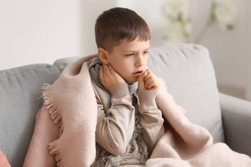 お子様の痰を伴う咳：原因と効果的な治療法