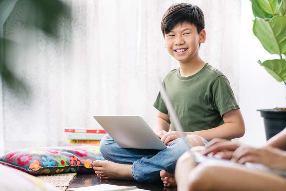 【科学的根拠に基づく】12歳の世界：思春期初期の発達の岐路に関する包括的ガイド