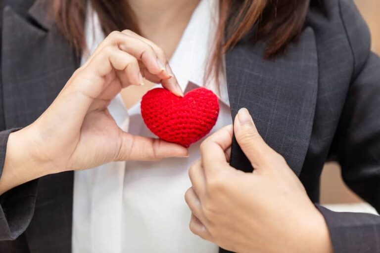 心臓の働きとは？構造・仕組みから心不全・心筋梗塞などの病気、科学的予防法まで徹底解説