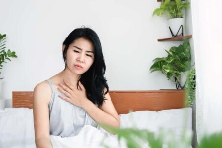 妊娠中の咳や体毛の増加は何ヶ月目から？胎児への影響は大丈夫？