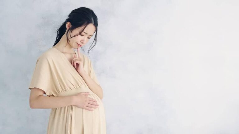 赤ちゃんの胎動完全ガイド：いつから？感じ方、数え方、そして「いつもと違う」ときの対処法まで徹底解説