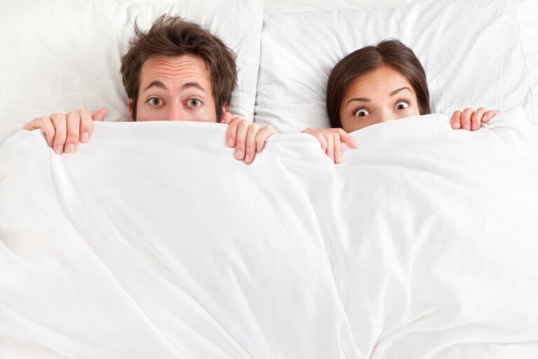 睡眠中のよだれは病気のサイン？原因と今すぐできる対策、専門的な治療法まで徹底解説