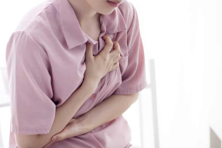 「食道がんの初期症状」は存在しない？―生存率を左右する“沈黙のサイン”と、あなたが今すぐ知るべきリスク