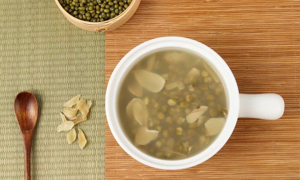 緑豆粥（りょくとうがゆ）：日本の乳児離乳食における栄養学的価値と実践的完全ガイド