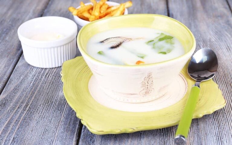 【科学的根拠に基づく】赤ちゃんの離乳食に牡蠣はいつから？安全性、栄養、アレルギー、臭みを取る調理法の完全ガイド