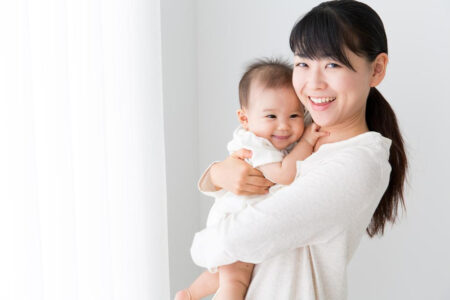 【科学的根拠に基づく】赤ちゃんの痰の完全ガイド：安全な取り方・出し方から家庭でのケア、危険なサインの見分け方まですべて解説