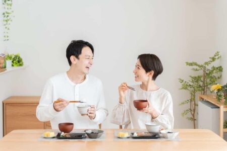 【科学的根拠に基づく】夫婦円満の秘訣10選：心理学と最新研究が解き明かす、永続する愛の育み方