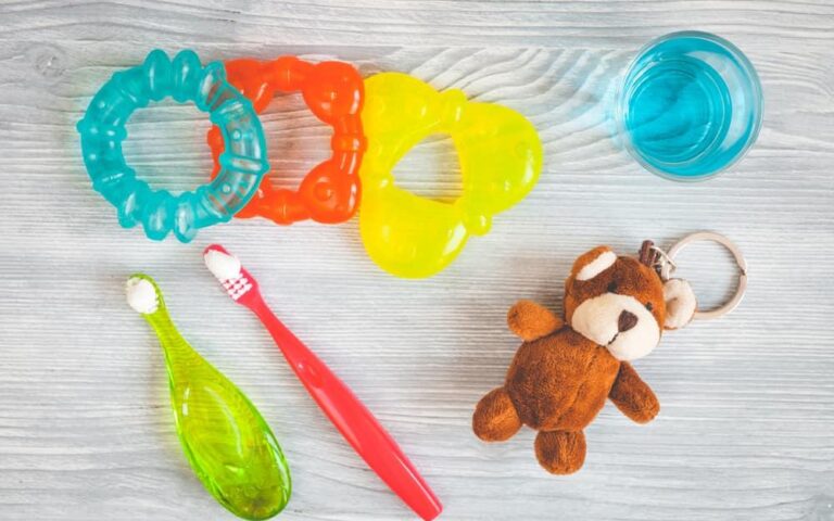 【2025年版・歯科医師監修】年齢別おすすめ！子ども用歯ブラシランキングトップ5｜安全性と効果で選ぶ