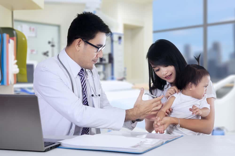 5種混合ワクチン：1回の接種で5つの病気を防ぐ、赤ちゃんの健康を守るための完全ガイド
