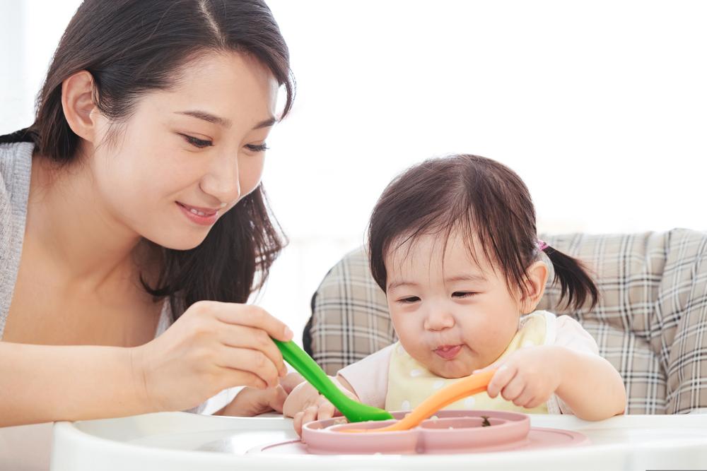 1歳8ヶ月（生後20ヶ月）の発達のすべて：【小児科医監修】身体・言葉・心の成長とチェックリスト
