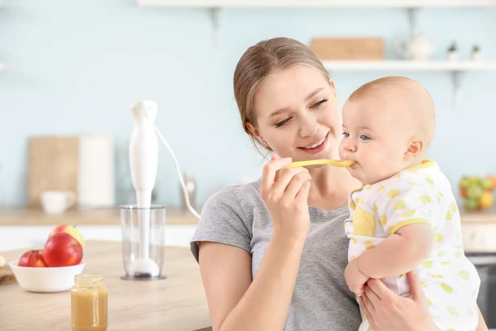 【科学的根拠に基づく】6か月の赤ちゃんのための離乳食完全ガイド：健やかな成長を支える栄養の秘訣
