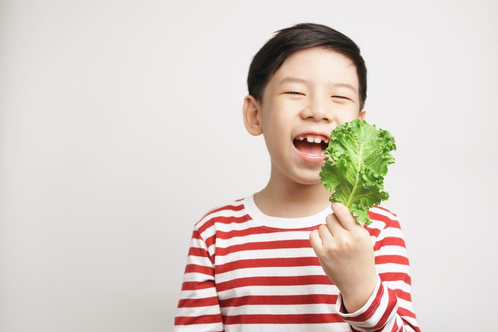 【科学的根拠に基づく】7歳児の骨を育む：効果的なカルシウム摂取の完全ガイド