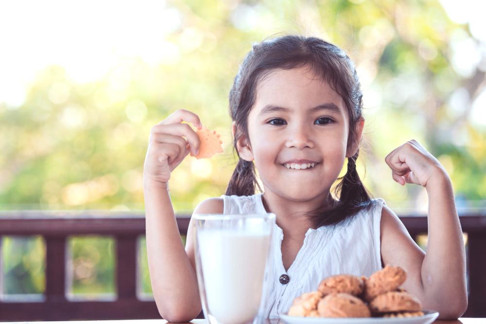 【医師監修】子どもの体重が増えない原因と対策のすべて｜成長曲線から食事法、病気の可能性まで小児科専門医が徹底解説