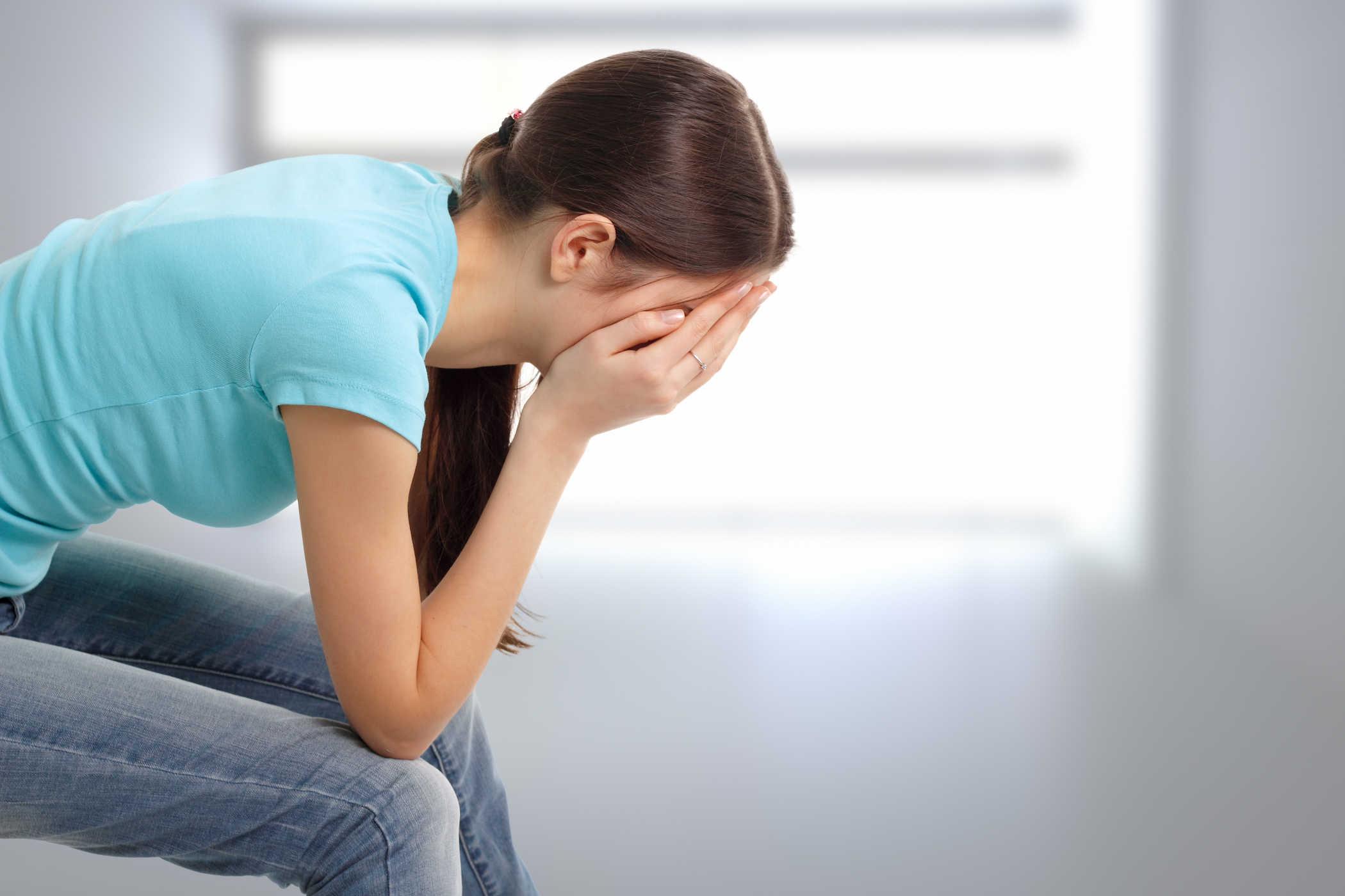 【科学的根拠に基づく】妊娠していないのに月経が止まる5つの医学的理由｜産婦人科専門医が徹底解説