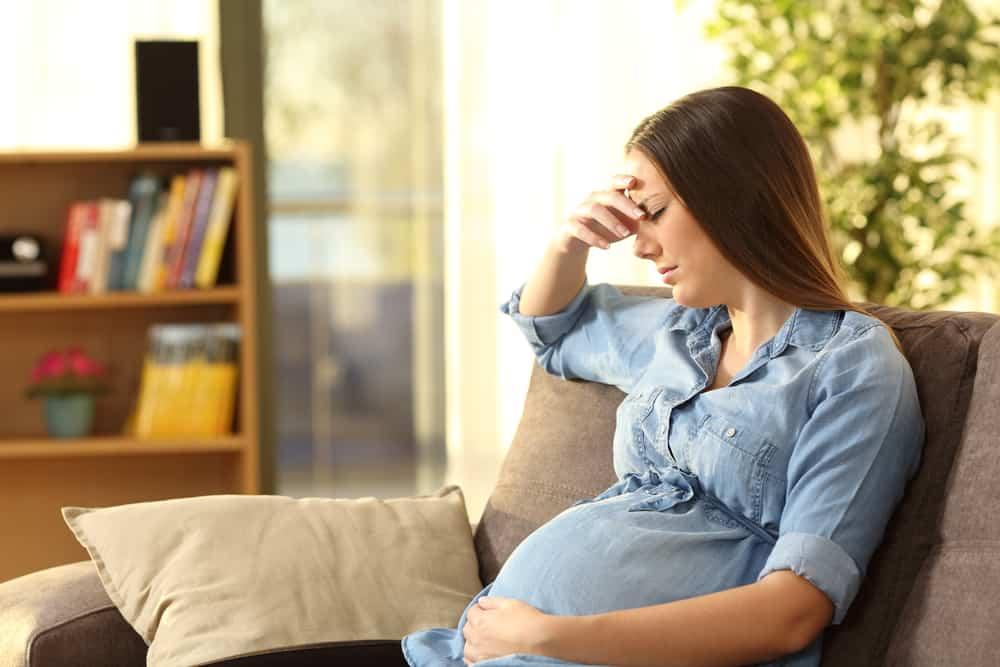 「妊娠中の涙、これって普通？産後うつとの違いと公的支援のすべて」