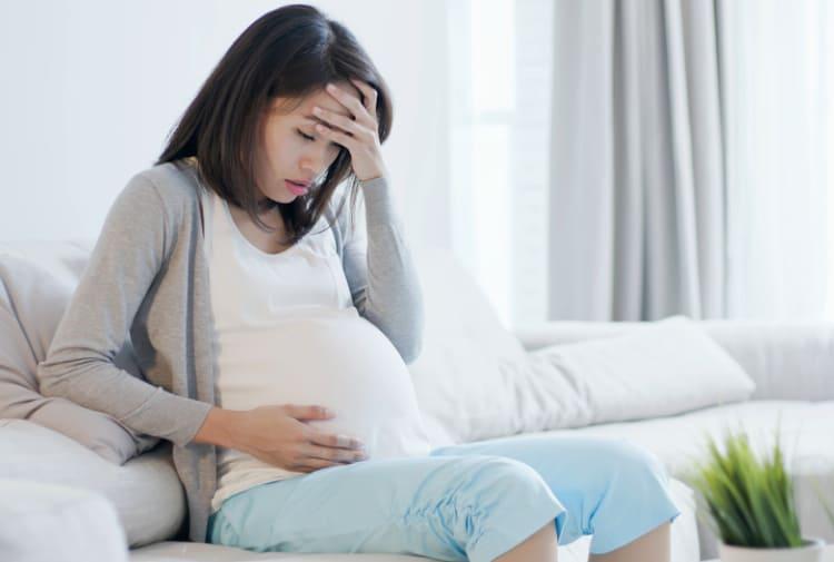 妊娠中に知っておきたい痛み：原因、見分け方、そして安全な対処法への完全ガイド
