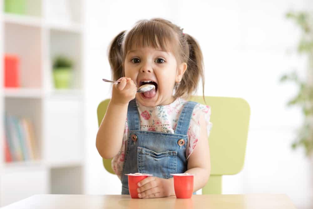 子供の下痢【小児科医監修】食事・水分補給・病院へ行く目安は？正しい対処法を徹底解説