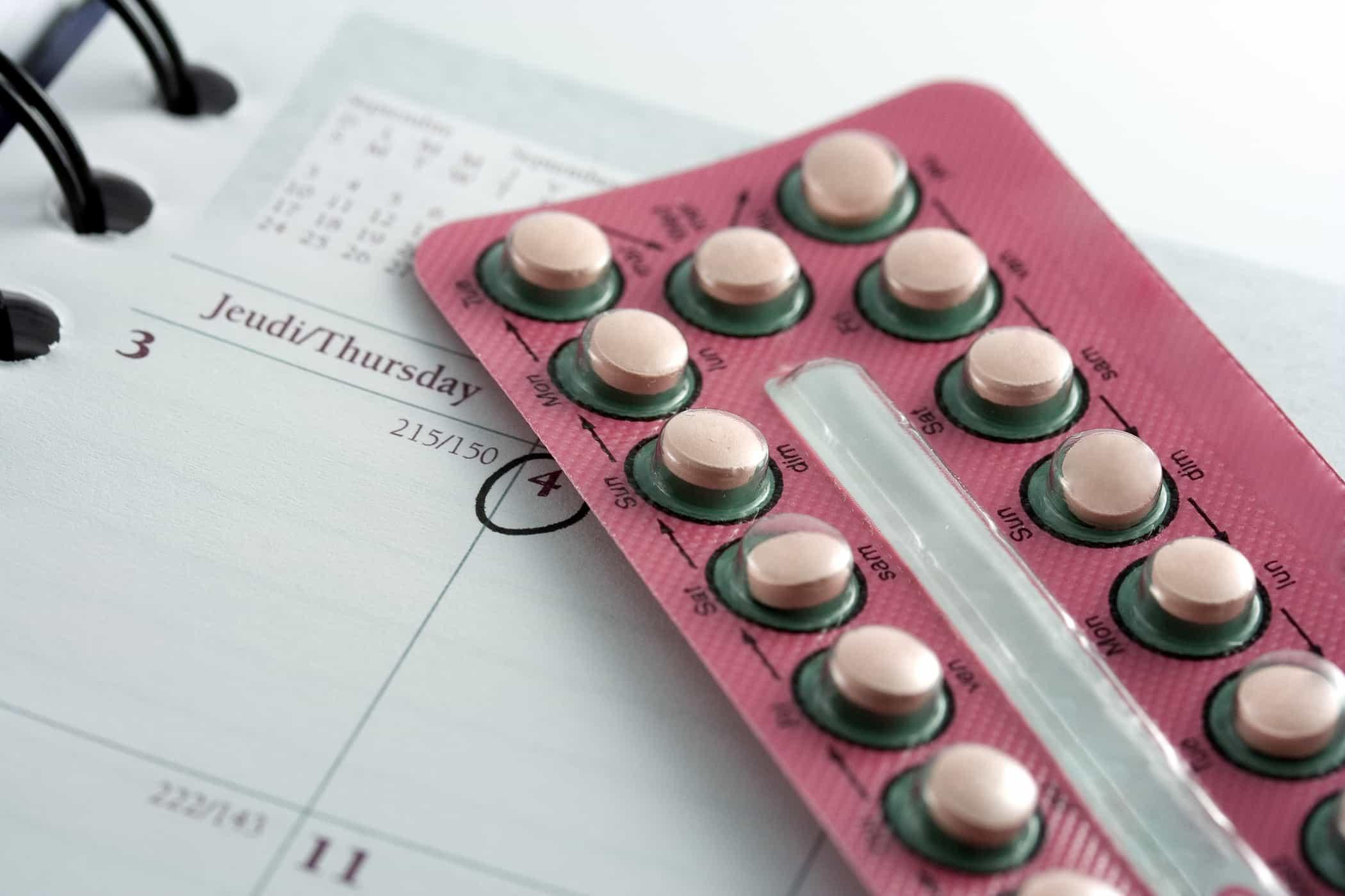 生理を遅らせる方法：ピルの活用法と医学的注意点の完全ガイド