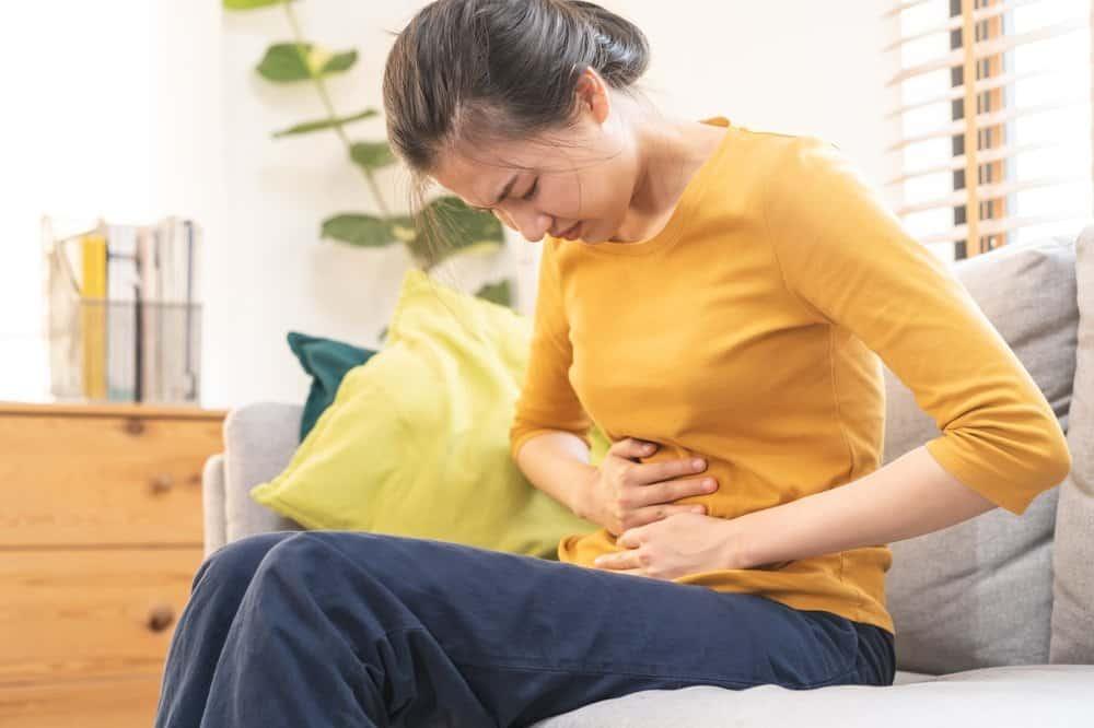 胃の健康に関する包括的レポート：胃炎および消化性潰瘍の臨床管理と栄養療法