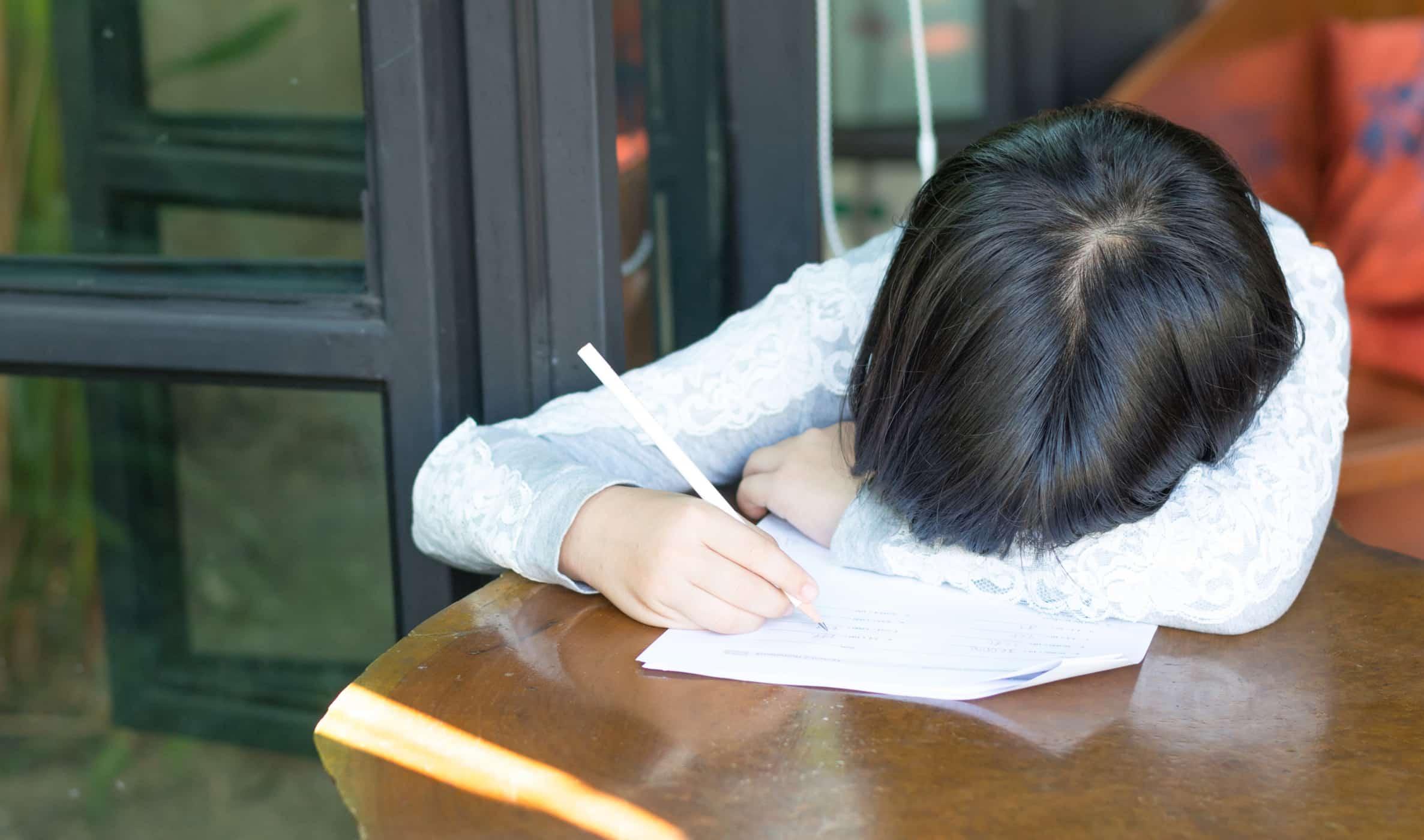 エビデンスの全貌：自閉スペクトラム症（ASD）に対する薬理学的・非薬理学的介入