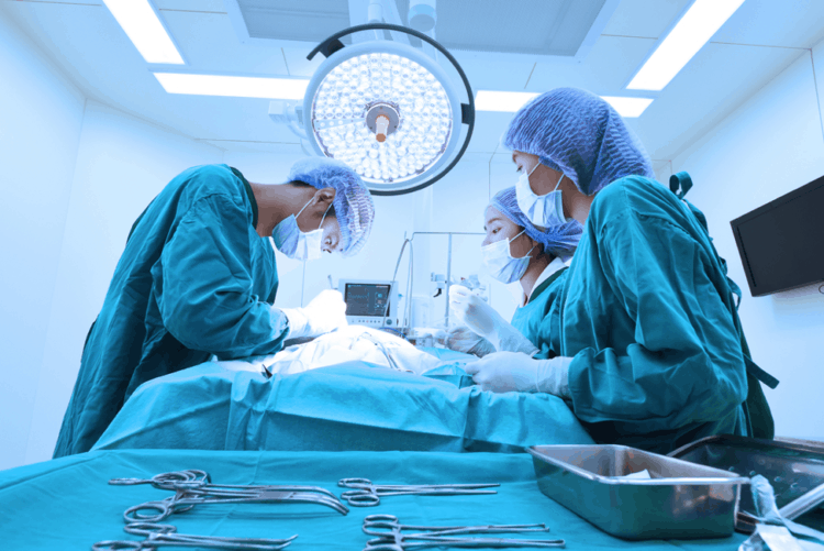 【科学的根拠に基づく】開腹胆嚢摘出術：専門家が解説する手術の詳細、危険性、回復までの完全ガイド