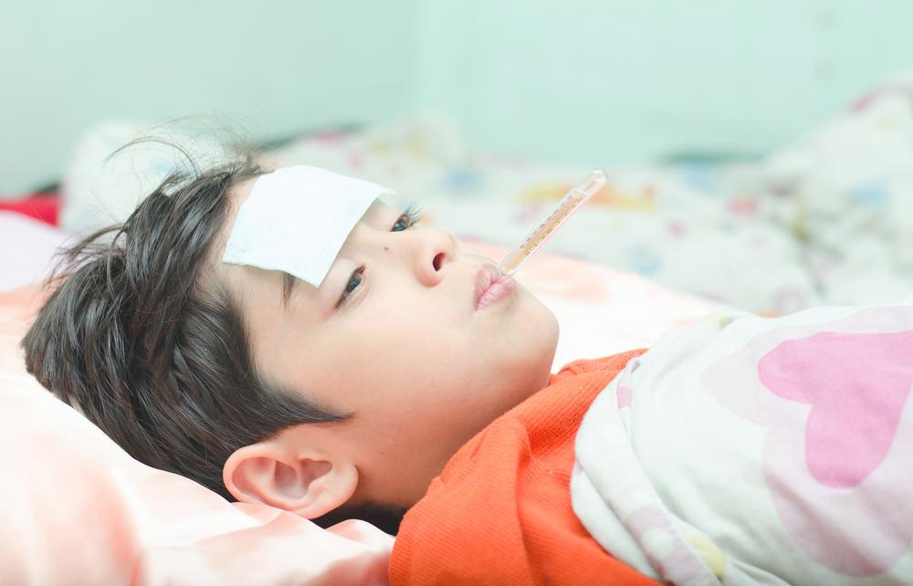 【医師監修】子供の熱性けいれん完全ガイド｜原因・対処法から再発予防・てんかんとの関係まで