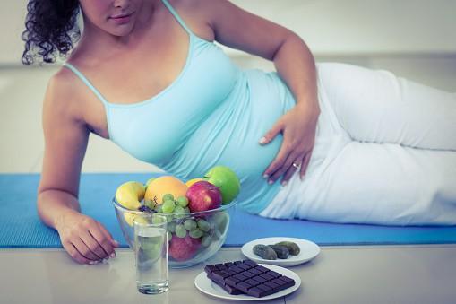 妊娠中に食べたくなる8つの食品とは？その理由を徹底解説
