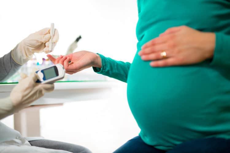 妊娠糖尿病の不安を解消：専門家が解説する血糖コントロールの全て（食事・運動・最新ガイドライン）