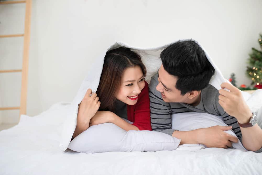 妊娠初期の性生活は安全？ 専門家が語る3ヶ月間の注意点