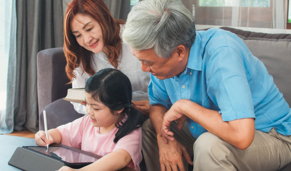子供の留守番は何歳から？専門家が教える安全対策と心の準備の完全ガイド